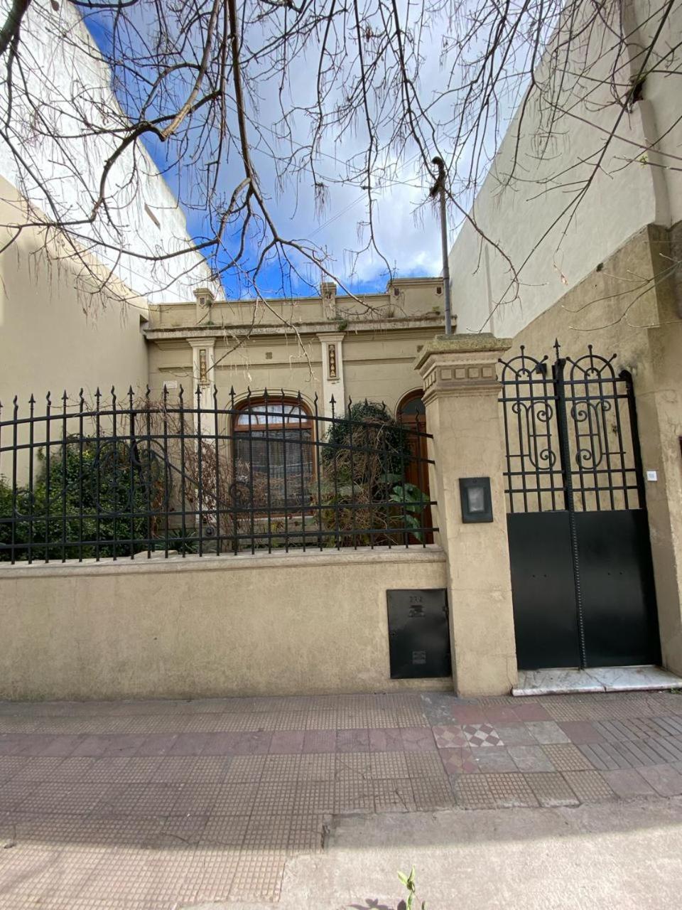 La Casona De Blanca Bed & Breakfast Balcarce Exterior foto